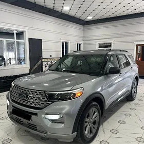 Ford Explorer 2022