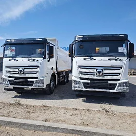 XCMG 500 2025