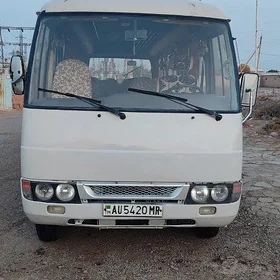 Mitsubishi Rosa 2004
