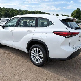 Toyota Highlander 2020