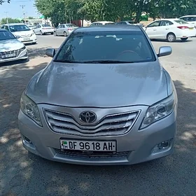 Toyota Camry 2011
