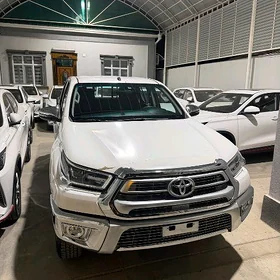 Toyota Hilux 2026