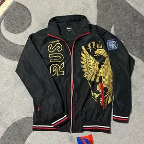 Sportiwka Asics Russia