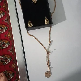 gyzyl kamplekt