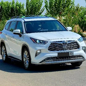 Toyota Highlander 2022
