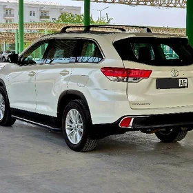 Toyota Highlander 2019
