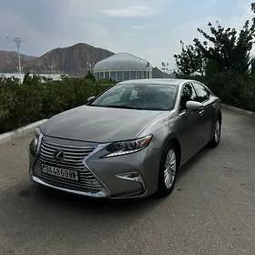 Lexus ES 350 2018