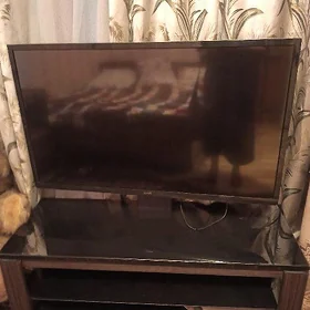 телевизор