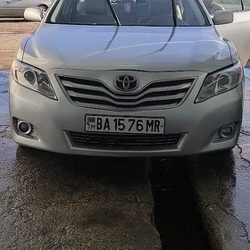 Toyota Camry 2010
