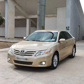Toyota Camry 2010