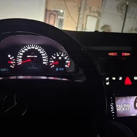 Mercedes-Benz E55 AMG 2000