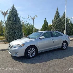 Toyota Camry 2010