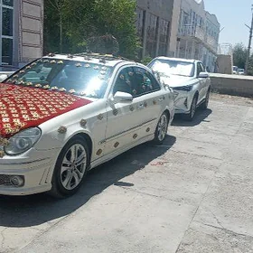 Mercedes-Benz E320 2003