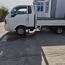 Kia Bongo 2012