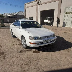 Toyota Corona 1992