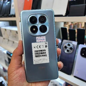 Note 15pro(8/256)kredit bar