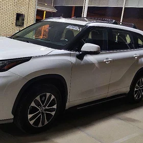 Toyota Highlander 2020