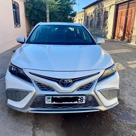 Toyota Camry 2022