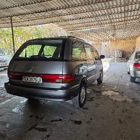 Toyota Previa 1991