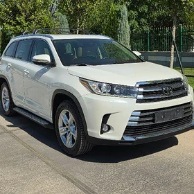 Toyota Highlander 2019