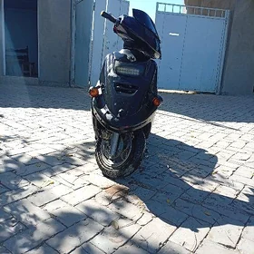 Yamaha Artistic 2023