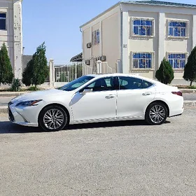 Lexus ES 350 2020