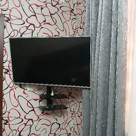 Vestel 32l ,  LG 42
