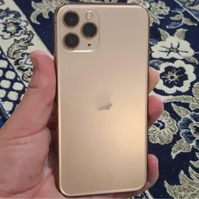 iPhone 11pro 🔋71
