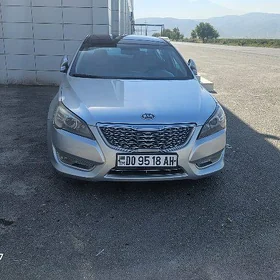 Kia Cadenza 2013