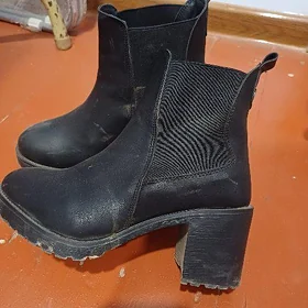 adık źenskı