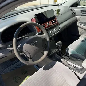 Toyota Camry 2005