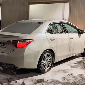 Toyota Corolla 2015