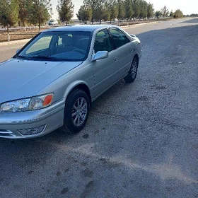 Toyota Camry 2001