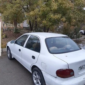 Hyundai Accent 1995
