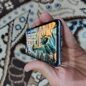 iPhone X