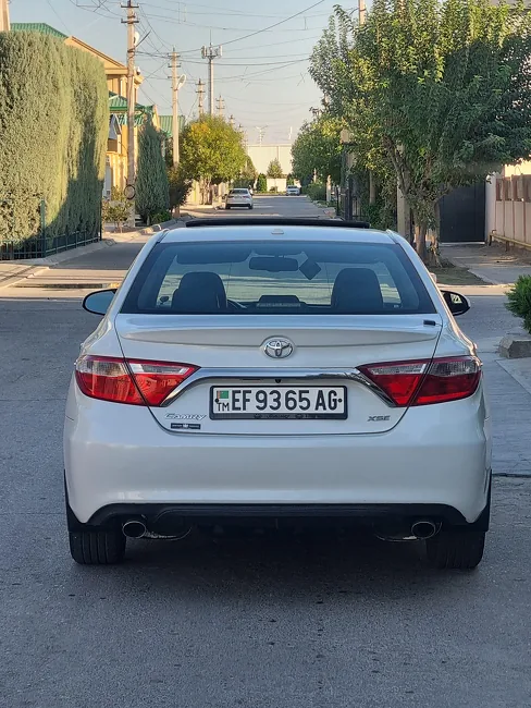 Toyota Camry 2016 - 1