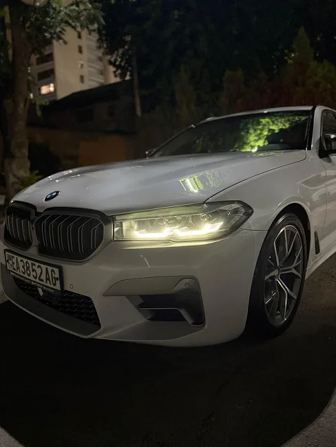 BMW 520 2022 - 1