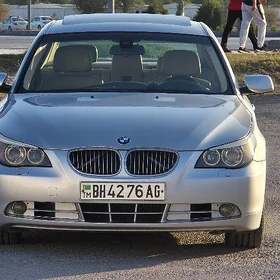BMW E60 2003