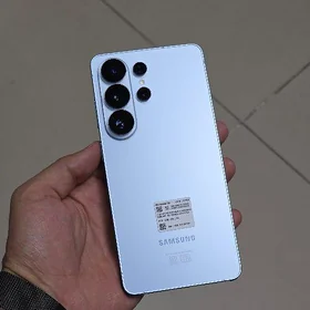 Samsung S26 Ultra. 12/512