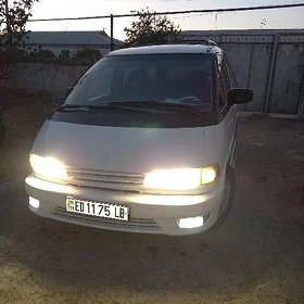 Toyota Previa 1993