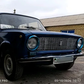 Lada 2104 1986