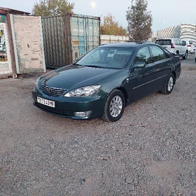 Toyota Camry 2005