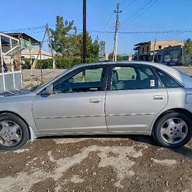 Toyota Avalon 2004