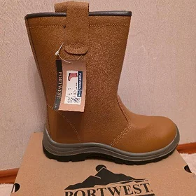 Сапоги размер 43-44 PORT WEST