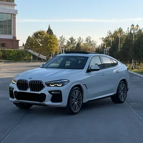 BMW X6 M 2022