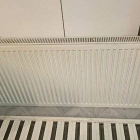 otopleniýa batareýasy,