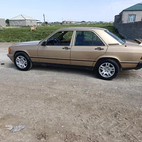 Mercedes-Benz 190E 1984