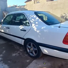Mercedes-Benz C-Class 1994