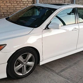 Toyota Camry 2010