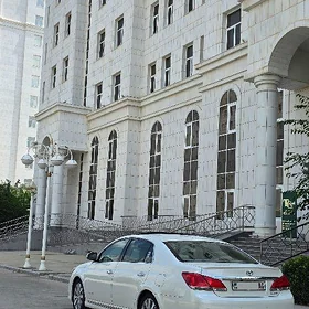 Toyota Avalon 2011